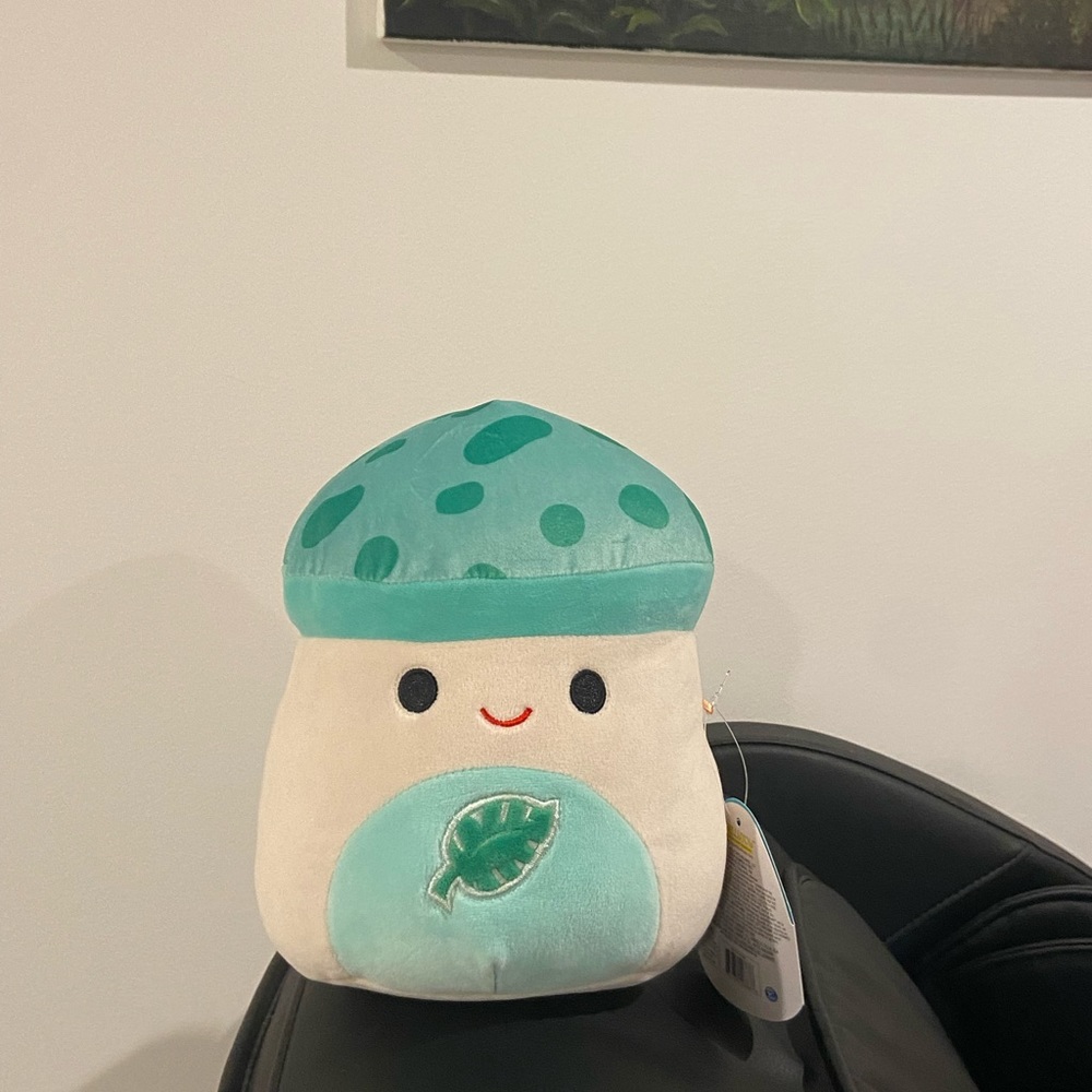 8” Sydney the Mint Mushroom Squishmallow Hot Topic Exclusive Brand New With Tags